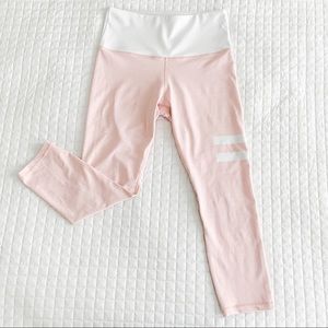 🔥ZYIA LIKE NEW LEGGINGS!